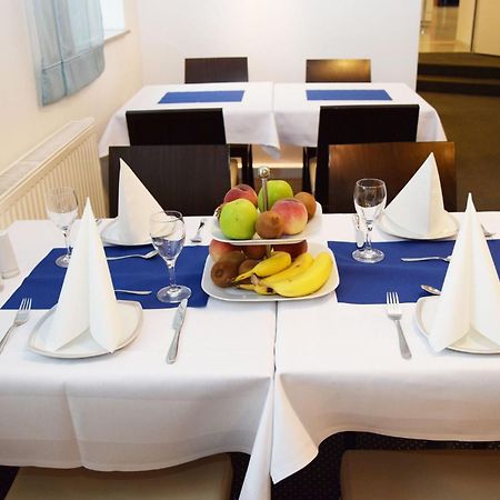 Hotel City Oase Lb Ludwigsburg Esterno foto