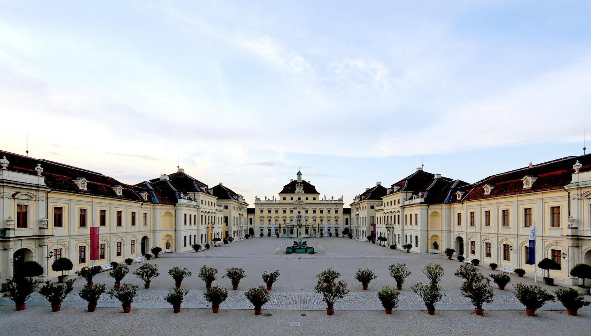 Hotel City Oase Lb Ludwigsburg Esterno foto