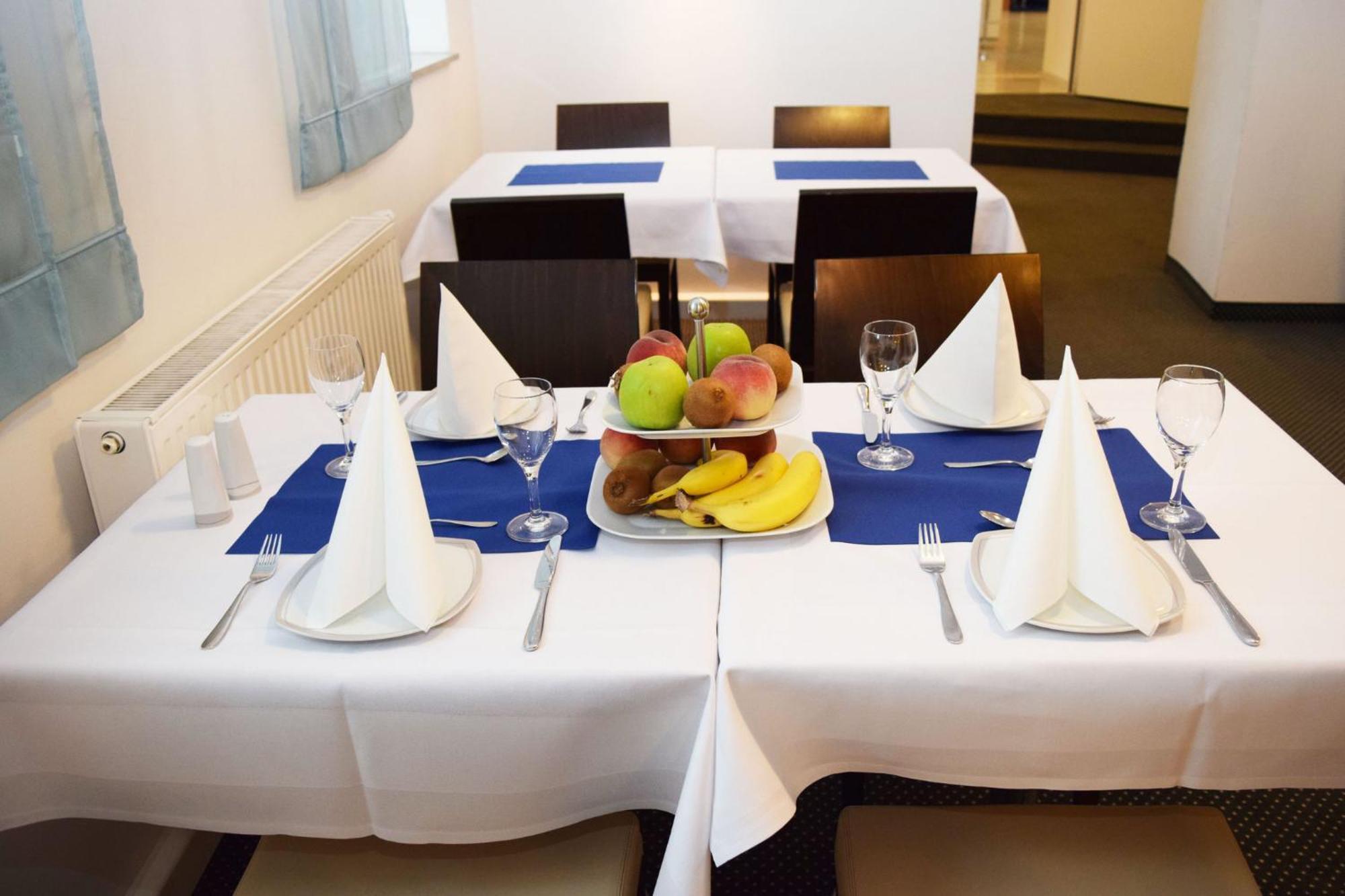 Hotel City Oase Lb Ludwigsburg Esterno foto